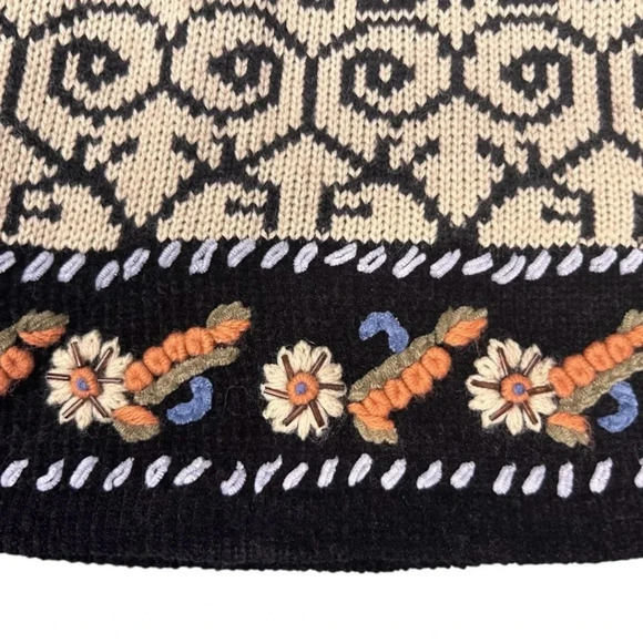 Vintage 80s Black Tan Cardigan Sweater Floral Hand Embroidered Grandmacore Large - Picture 4 of 7